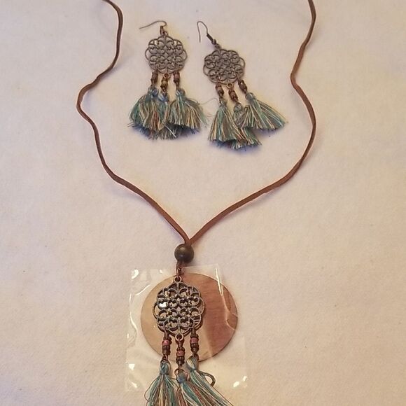 Bohemian Tassel Necklace and Earring Set - Picture 1 of 7